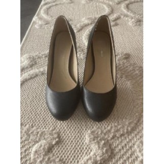 Chaussures noir petit talons 39