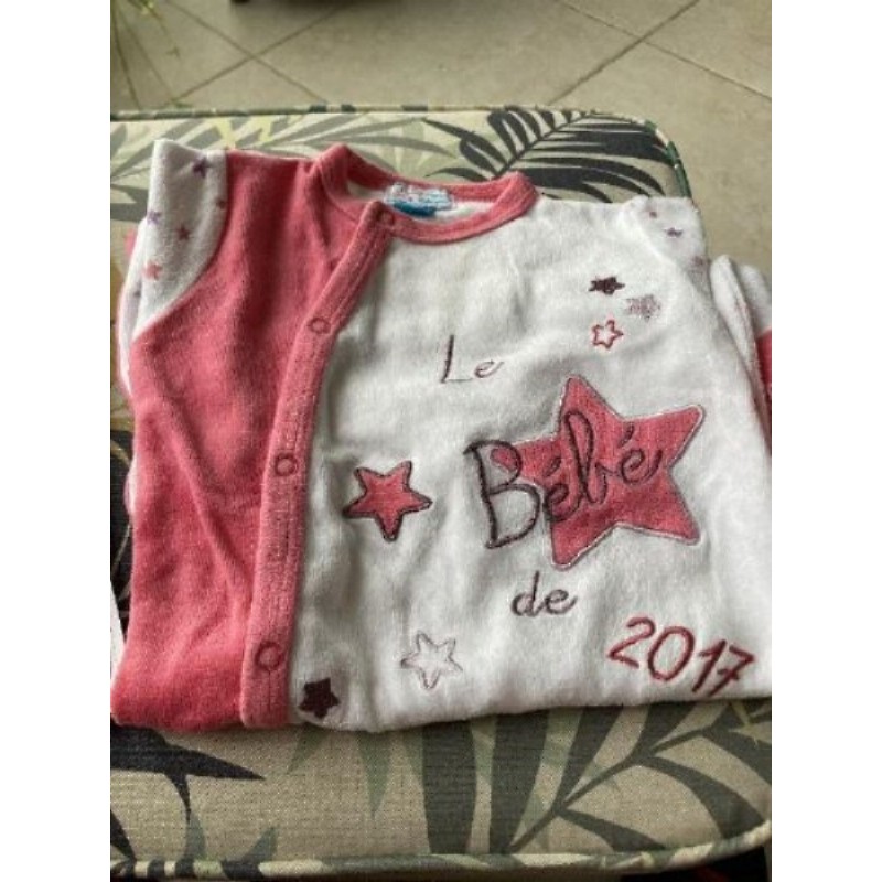 Pyjama 6mois. Manon Valentin