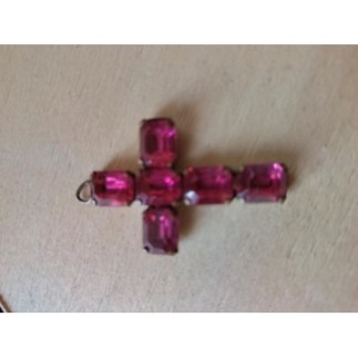 Ca-Croix pierres rouges