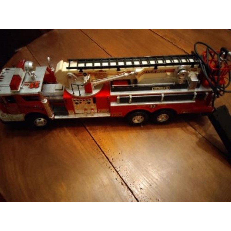 Grand camion pompier telecommande 