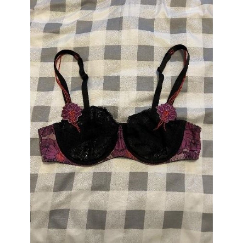 AUBADE : SOUTIEN-GORGE CORBEILLE NOIR/ROSE T 100B (peu porté)