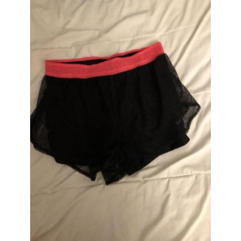 Short femme.Taille:M