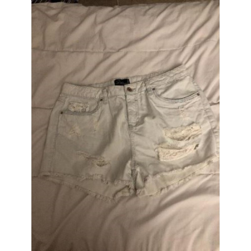 Short femme clockHouse.Taille:42