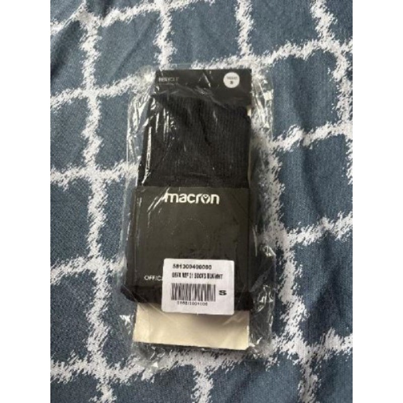 1 paire de chaussettes de foot Macron noire taille S 35/38 neuve