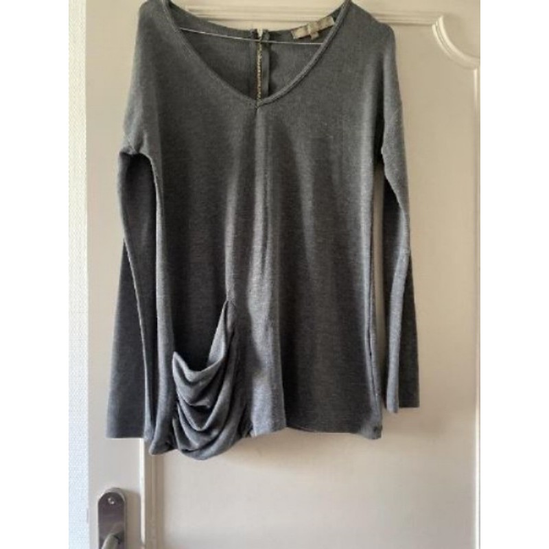 29/ pull gris T S/M
