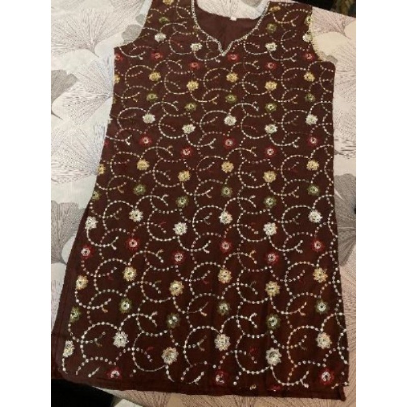 39/ tuniques,coloré pailletées, sans manches Bordeaux T 40/42