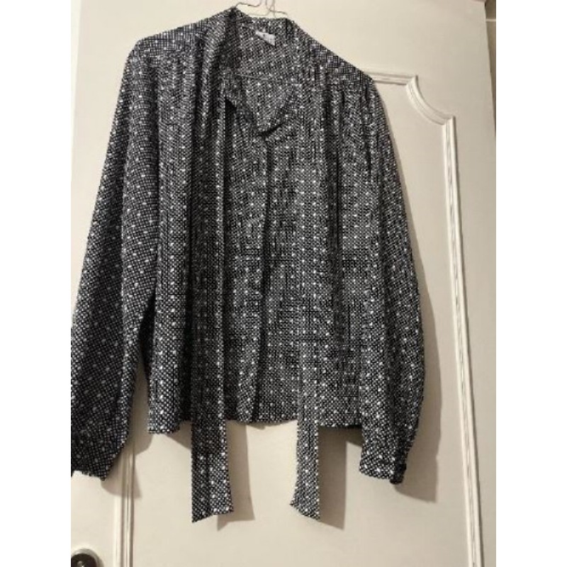 44/ tuniques, noire et blanche 44/46