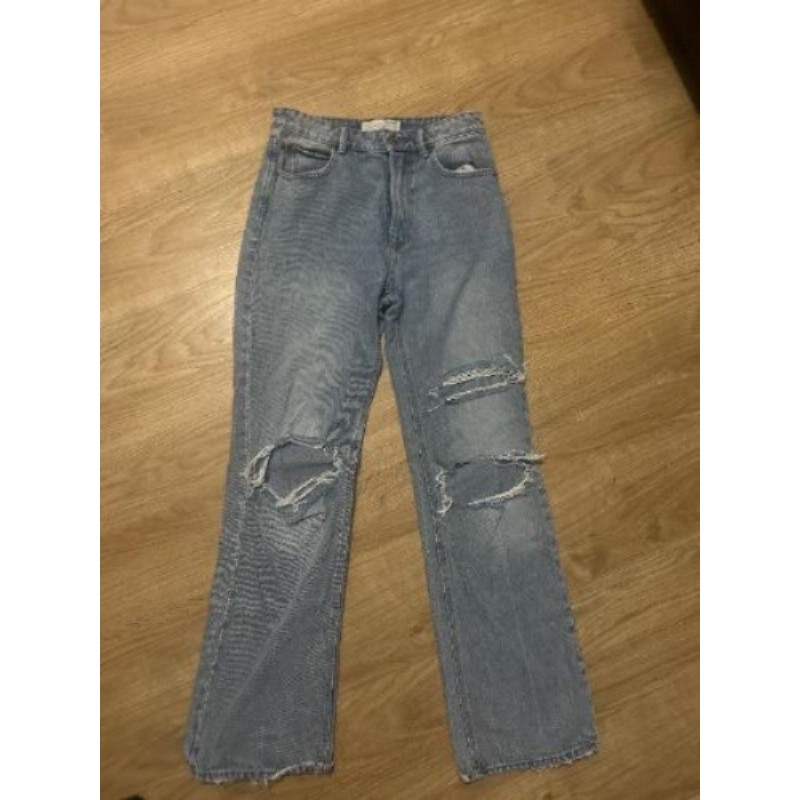 Jean stradivarius déchirer taille 38 