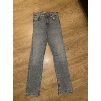 Jean gris Zara taille 36...