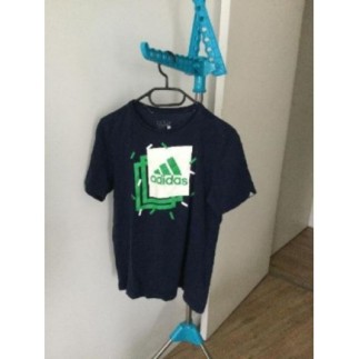 T shirt Adidas bleu marine...