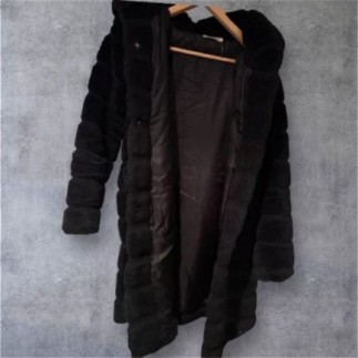 Manteau fourrure noir femme...
