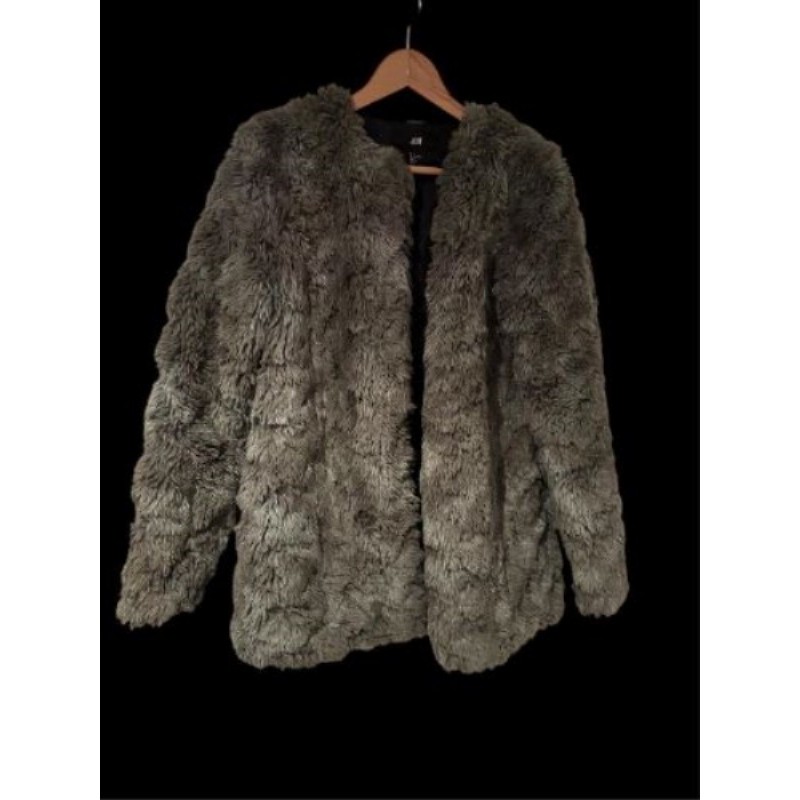 Fourrure gris femme taille 38