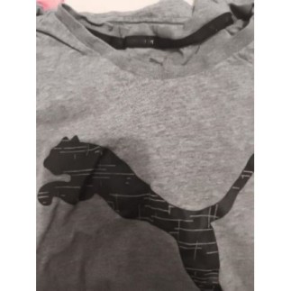 T-shirt gris Puma manches...