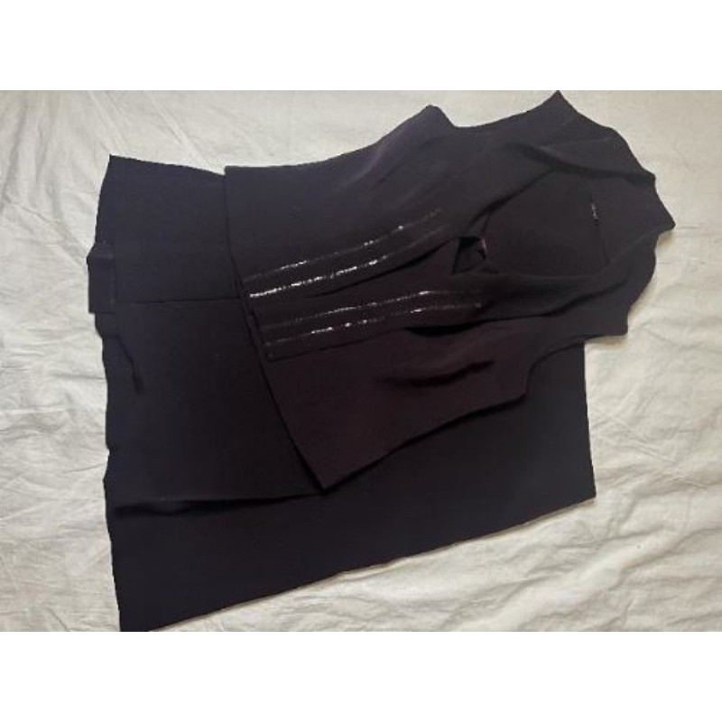 Ensemble jupe et haut prune détails brillants