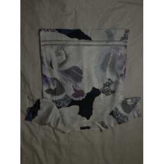 T-shirt blanc et violet à...