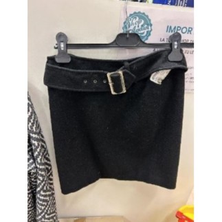 Jupe feutrine noire doublée...