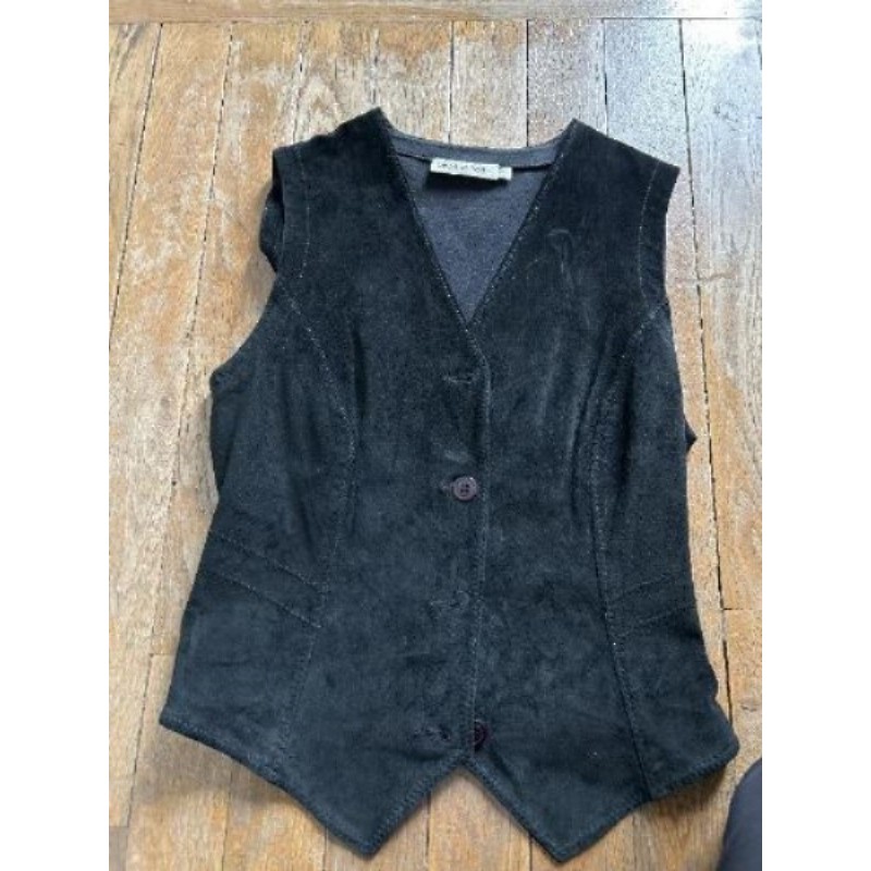 Gilet croûte de cuir noir « Drôle de nom » T1
