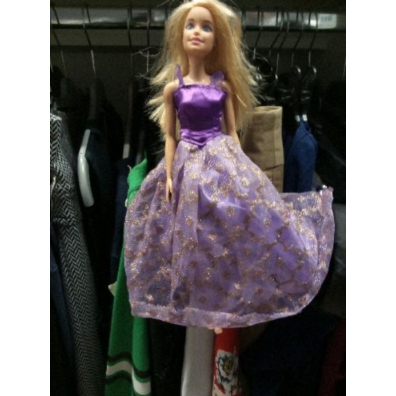 Barbie robe violette