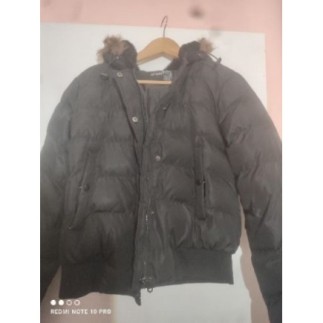 Doudoune femme courte noire taille 40 