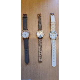 Lot de 3 montres pour femme...