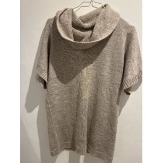Pull beige manche courte...
