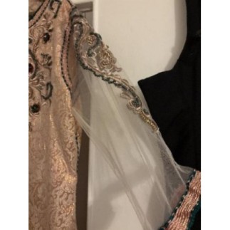 Robe oriental jamais portée