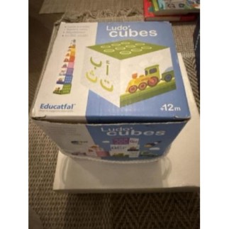 Cube à empiler à partir de...