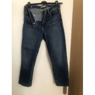 Jean femme Lévis taille 31...