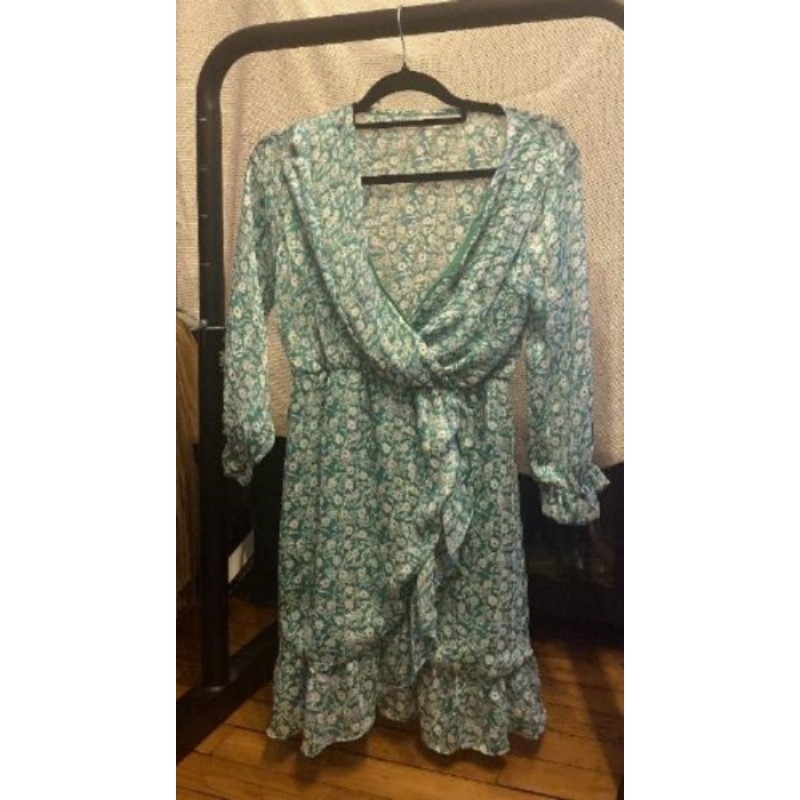 T.S- Robe verte motifs