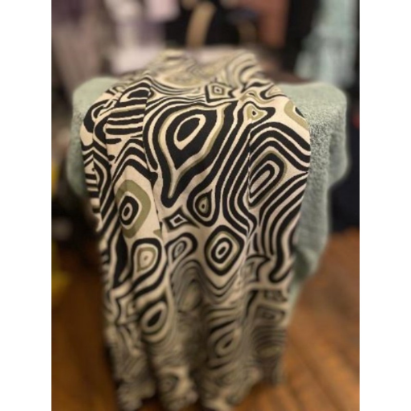 T42- Jupe fig. géométriques 