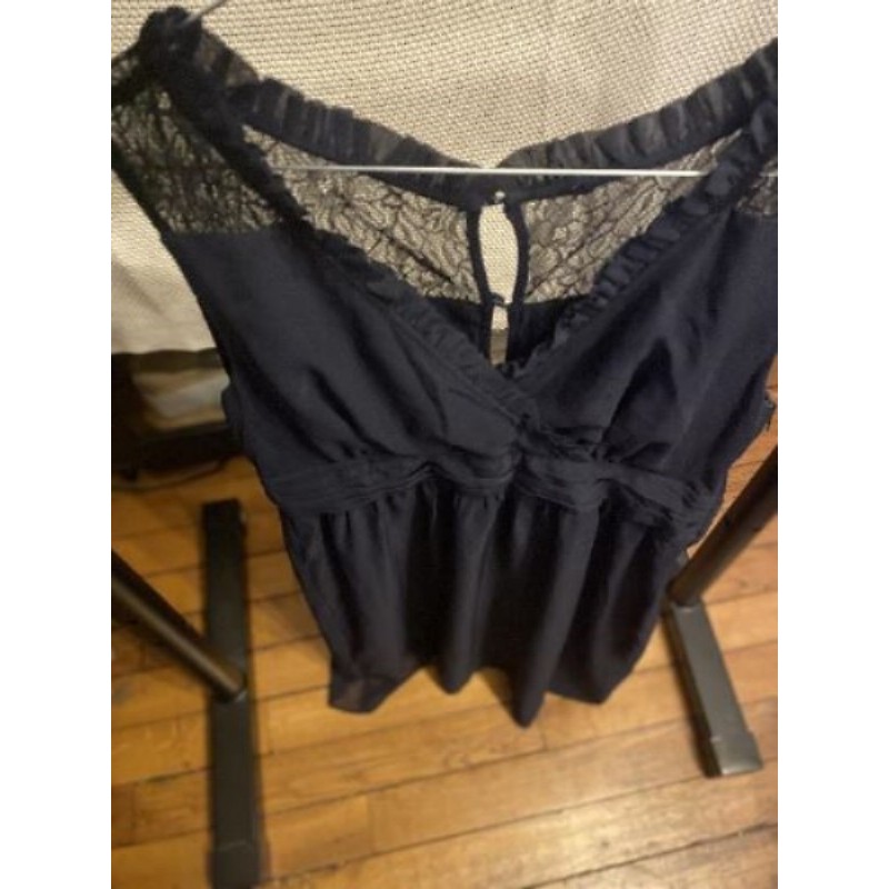 T36- robe noire Naf Naf