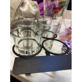 Verres à shots avec supports