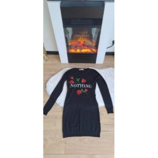 Robe laine noire fleurs...