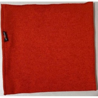 Cache-cou rouge