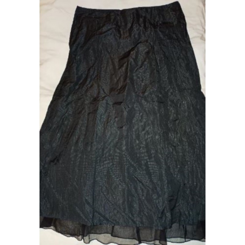 Jupe 123  taille 44 noire FETES !