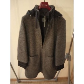 Manteau avec capuche 52%...