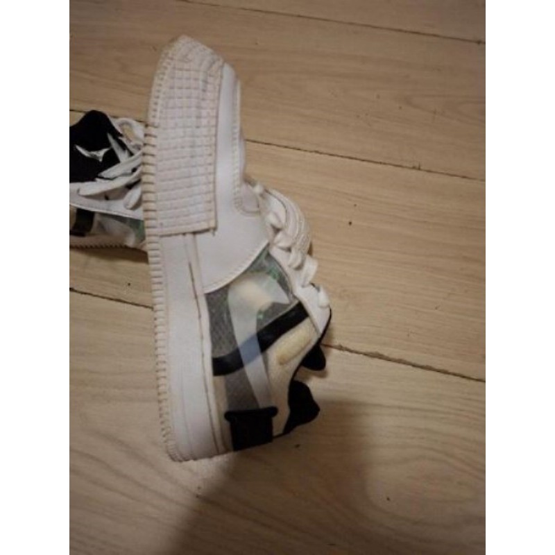 Basket NIKE T 38 blanche