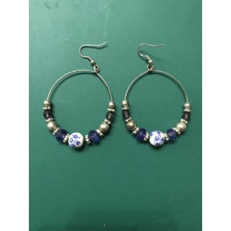 Paire de créoles boules