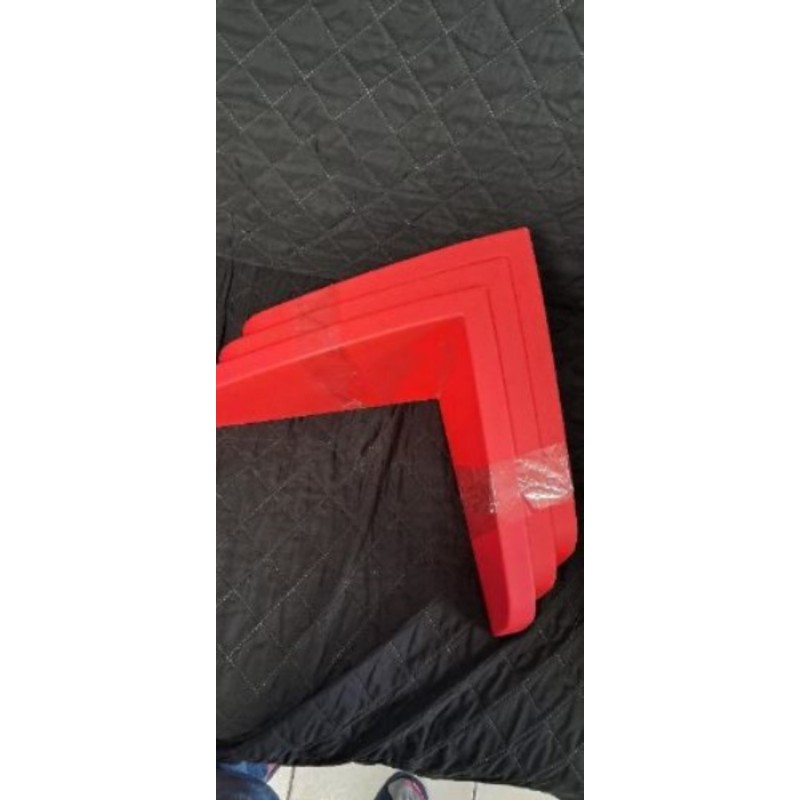 Lot 3 étagère  rouge ikea 