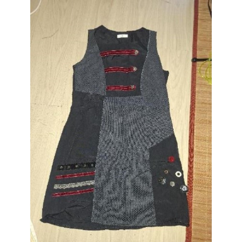 Robe cache gris fincé t 40