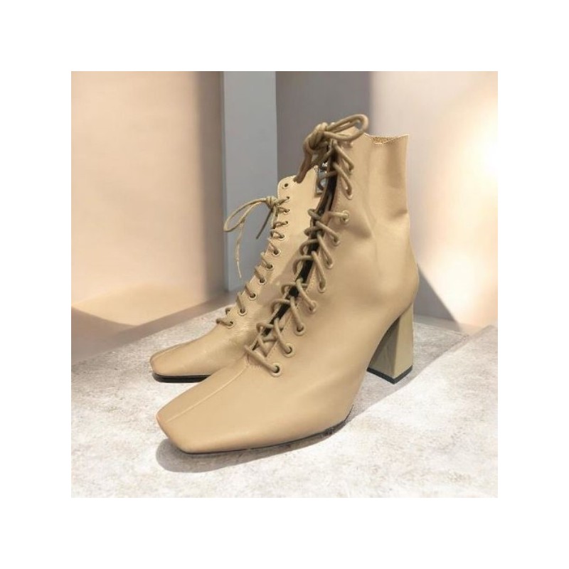 Zara Taille 39 / Bottines beige, talon carré