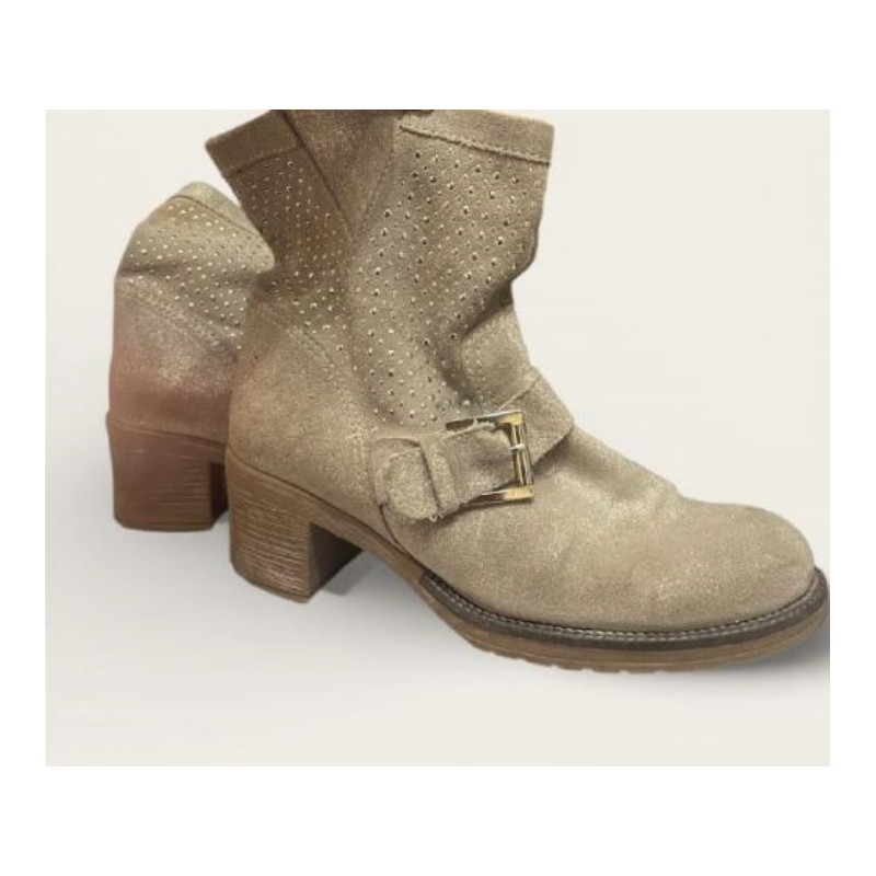 Eram Taille 39 / Bottines cloutées suédine/nubuck