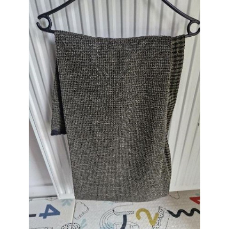 1 grande écharpe noir/taupe Dar Shawls