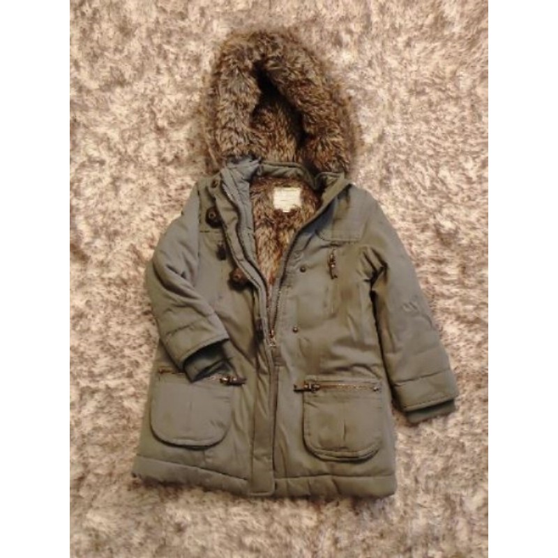 Manteau fille fourrée kaki T.4 ans