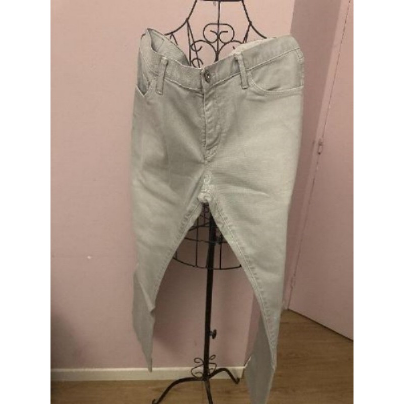 Jean Tommy Slim fit T.36 longueur 32