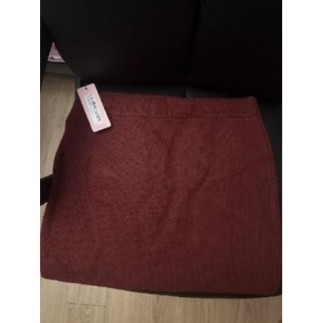 Jupe courte Laine bordeaux...