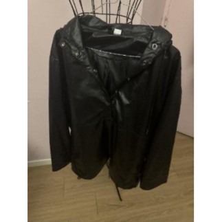 Poncho Cuir H&M noir T.M