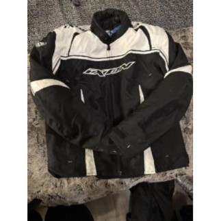 Veste Motard coquée iXon...
