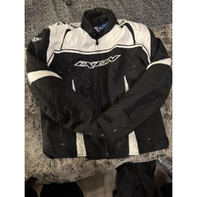 Veste Motard coquée iXon taille L 