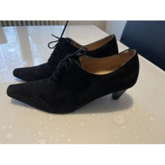 ESCARPINS NOIRS POINTURE 40...